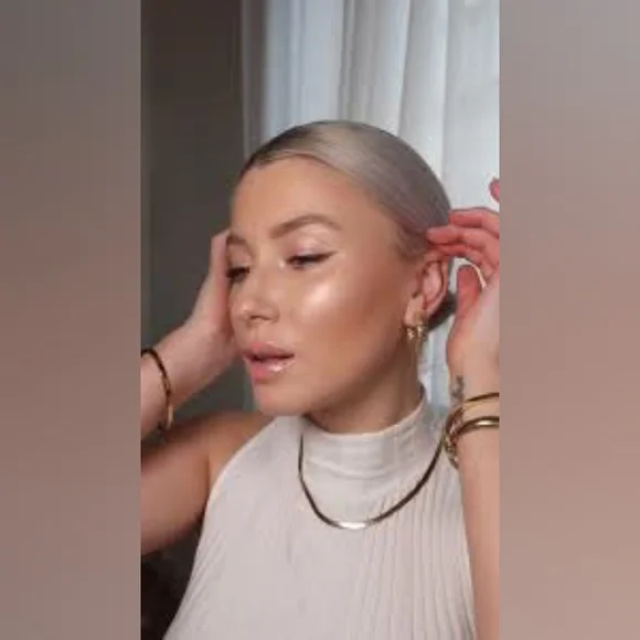 💫Face Need💫BNIB DIOR Forever 013 GOLD Glow Maximizer Liquid Highlighter!$47R! - Picture 6 of 15